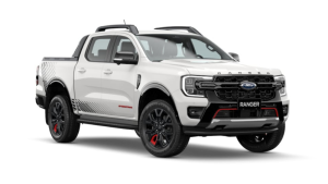 Ford Ranger Stormtrak 4x4 AT màu trắng